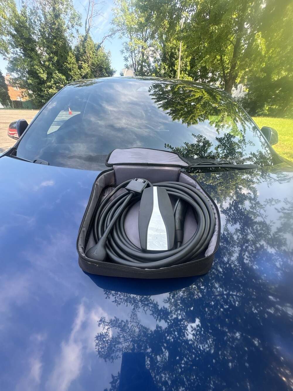 Tesla Gen 2 Universal Mobile Connector EV Charger with Storage Bag